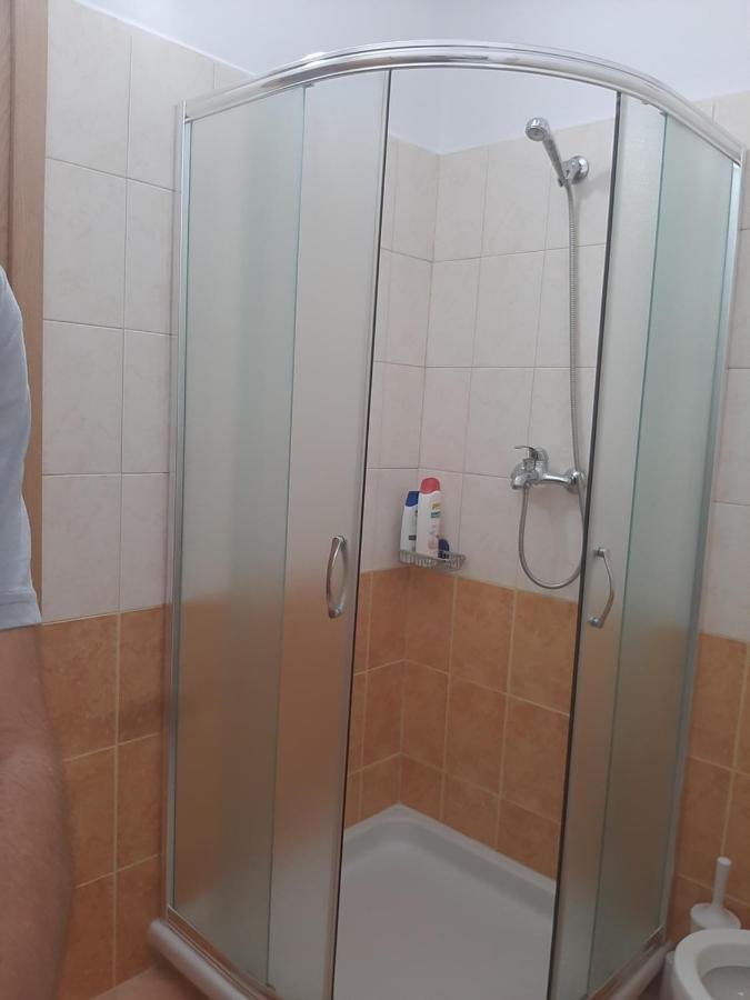 Apartament Egzoni City Center Apartman Berat Kültér fotó